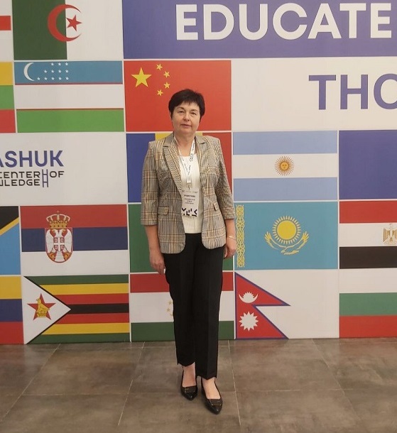 Хмелевская Елена Карловна.